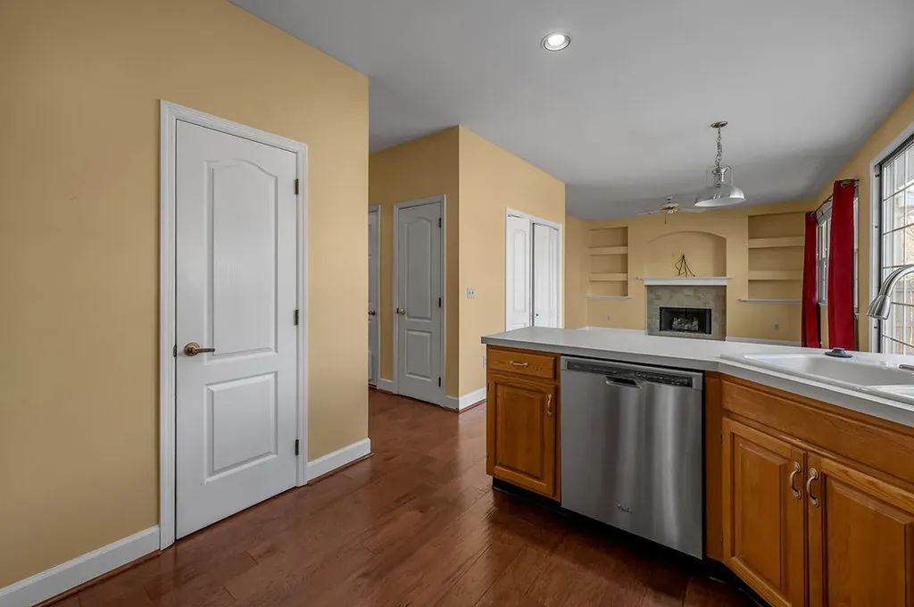 905 Quarter Horse Court Lexington KY 40503