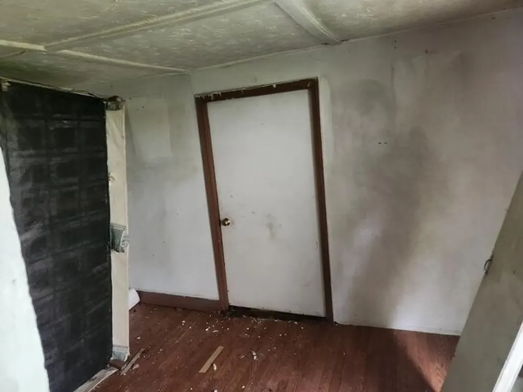 30 Moonlight Hill Hazard KY 41701