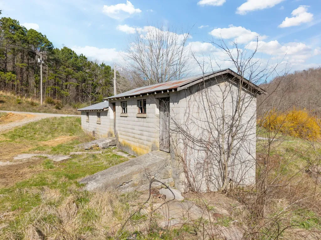 1709 State Highway Tyner KY 40486