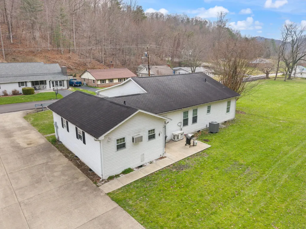703 Knapp Avenue Morehead KY 40351