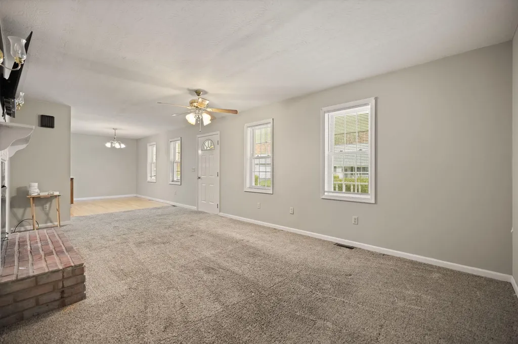 703 Knapp Avenue Morehead KY 40351