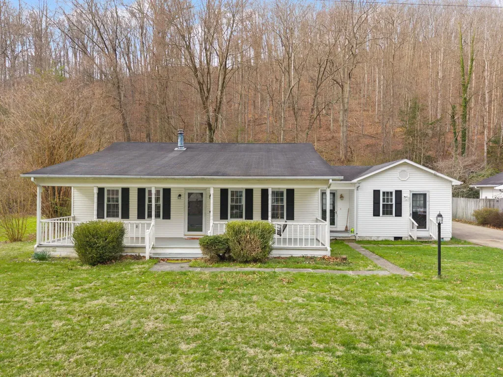 703 Knapp Avenue Morehead KY 40351