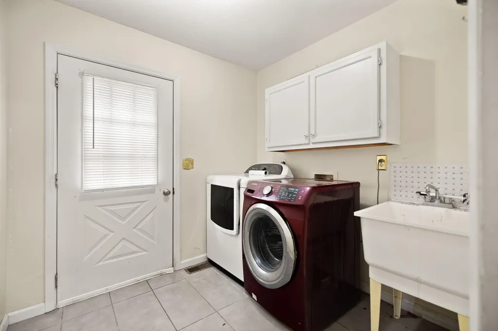 703 Knapp Avenue Morehead KY 40351