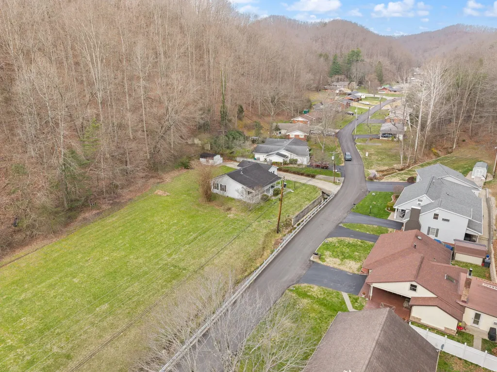 703 Knapp Avenue Morehead KY 40351