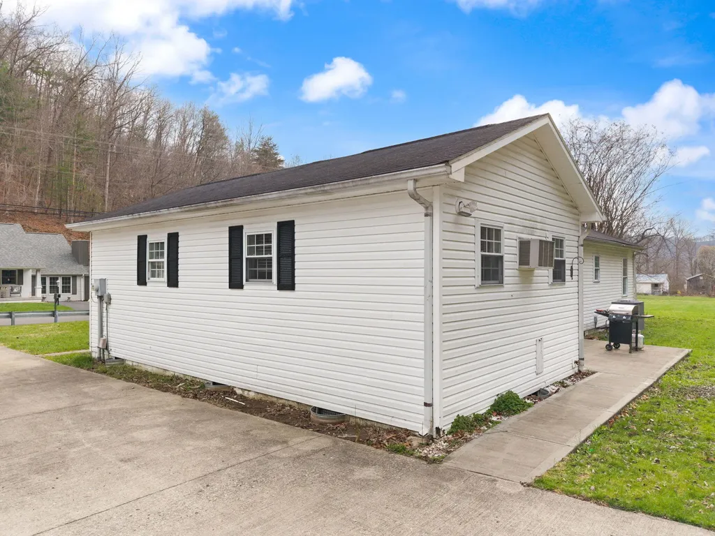703 Knapp Avenue Morehead KY 40351