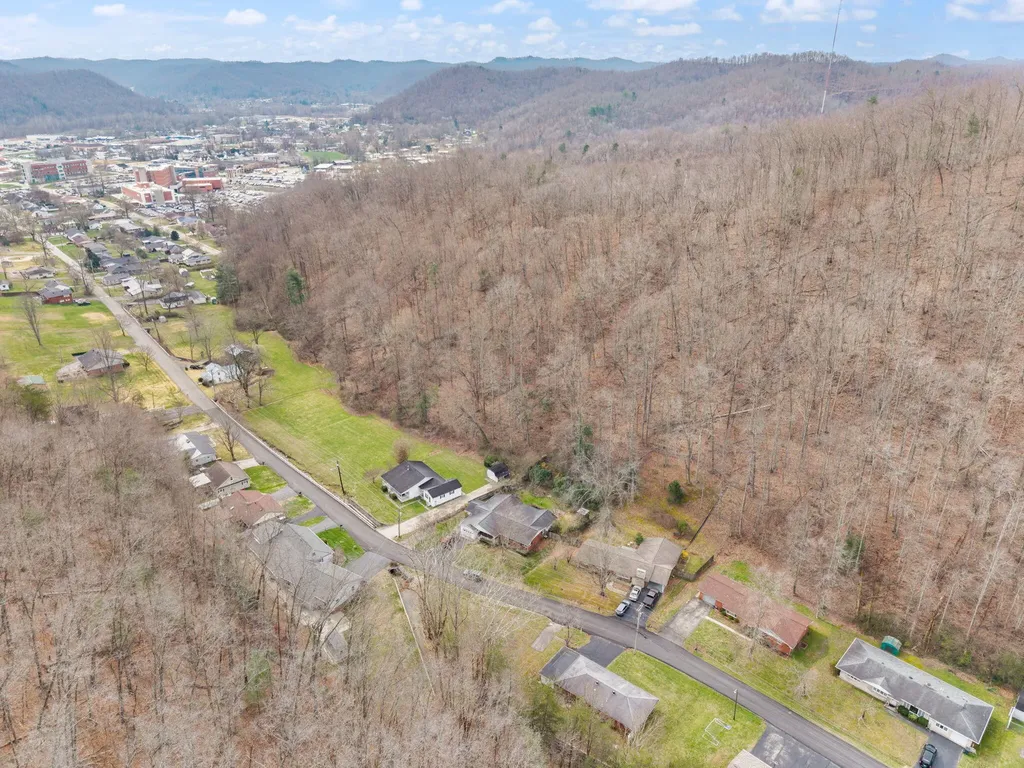 703 Knapp Avenue Morehead KY 40351