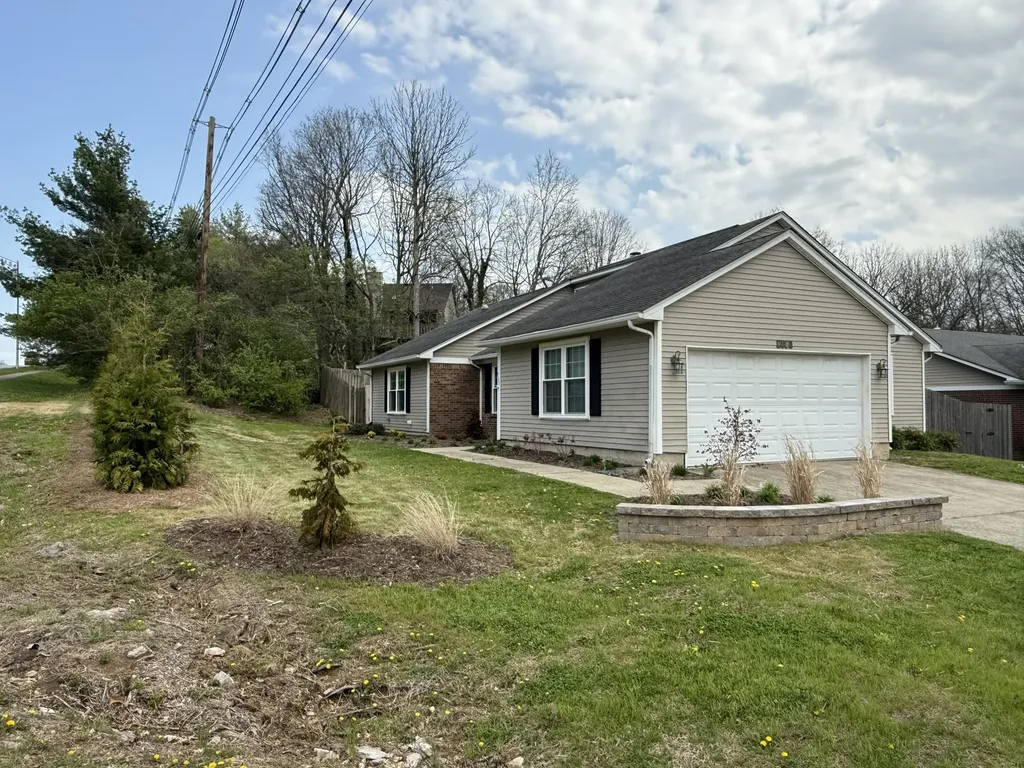 4193 Weber Way Lexington KY 40514