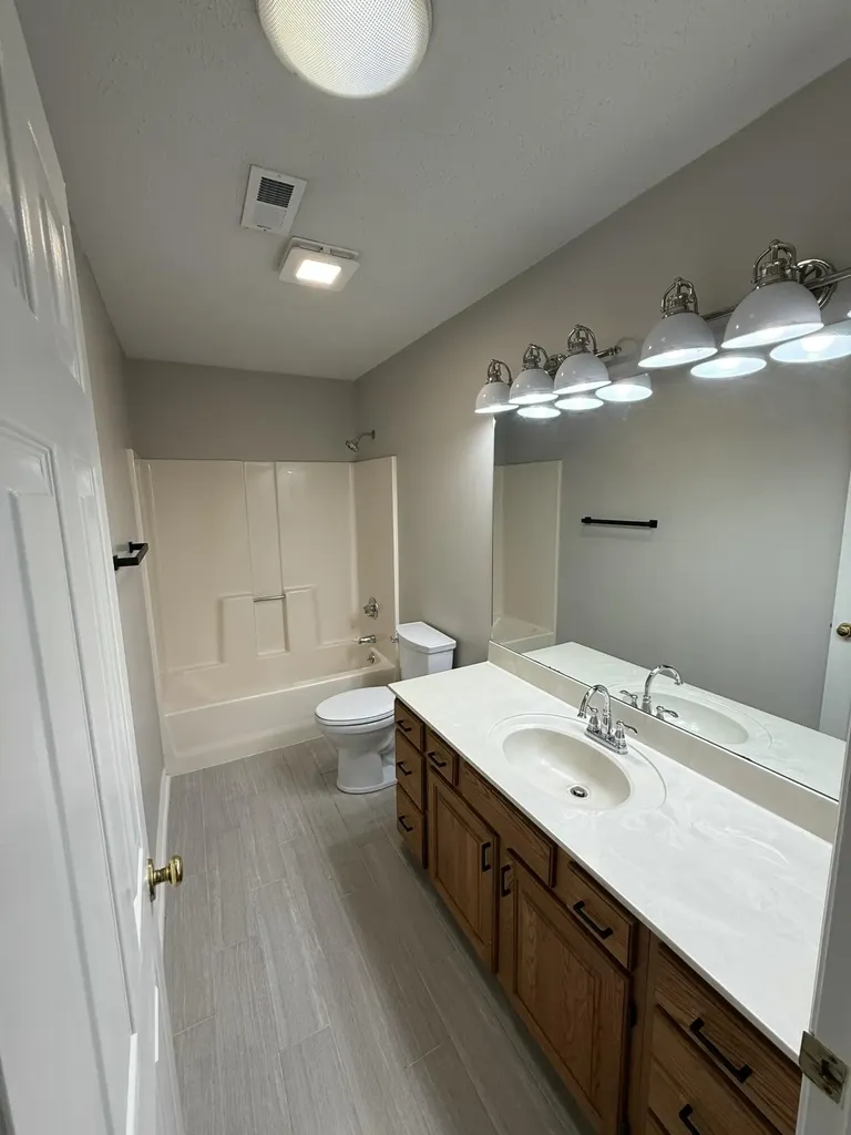 4193 Weber Way Lexington KY 40514