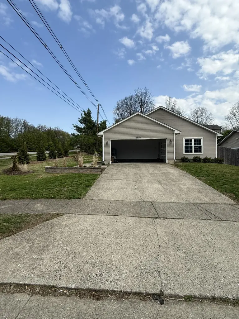 4193 Weber Way Lexington KY 40514