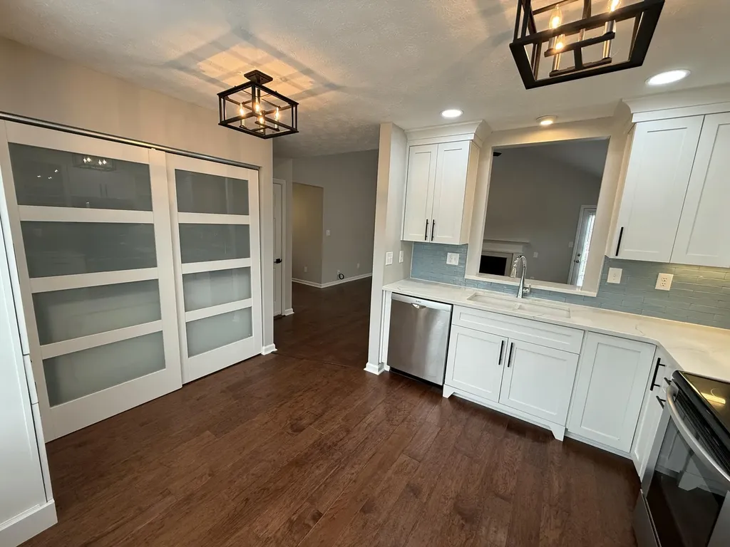 4193 Weber Way Lexington KY 40514