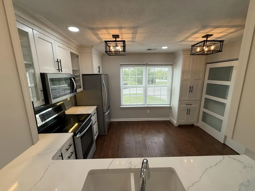 4193 Weber Way Lexington KY 40514