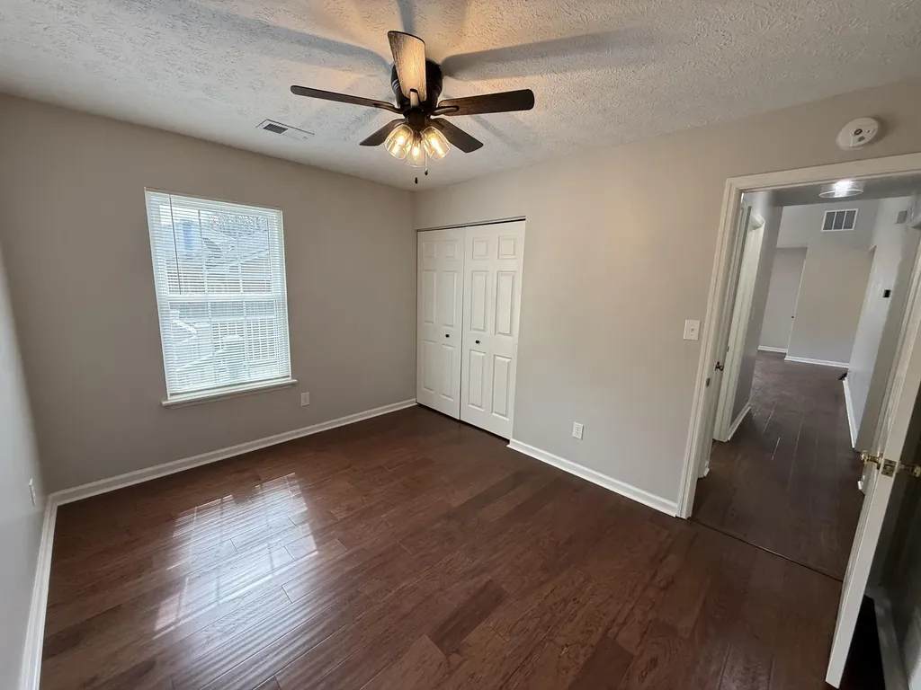 4193 Weber Way Lexington KY 40514