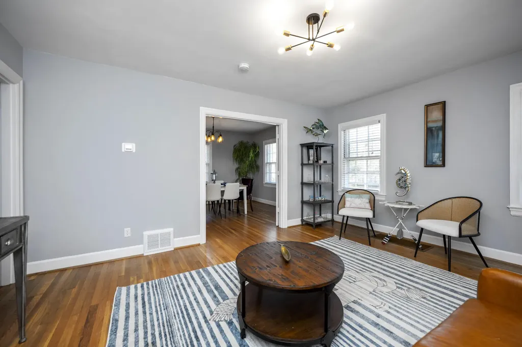 1802 Carolyn Drive Lexington KY 40502