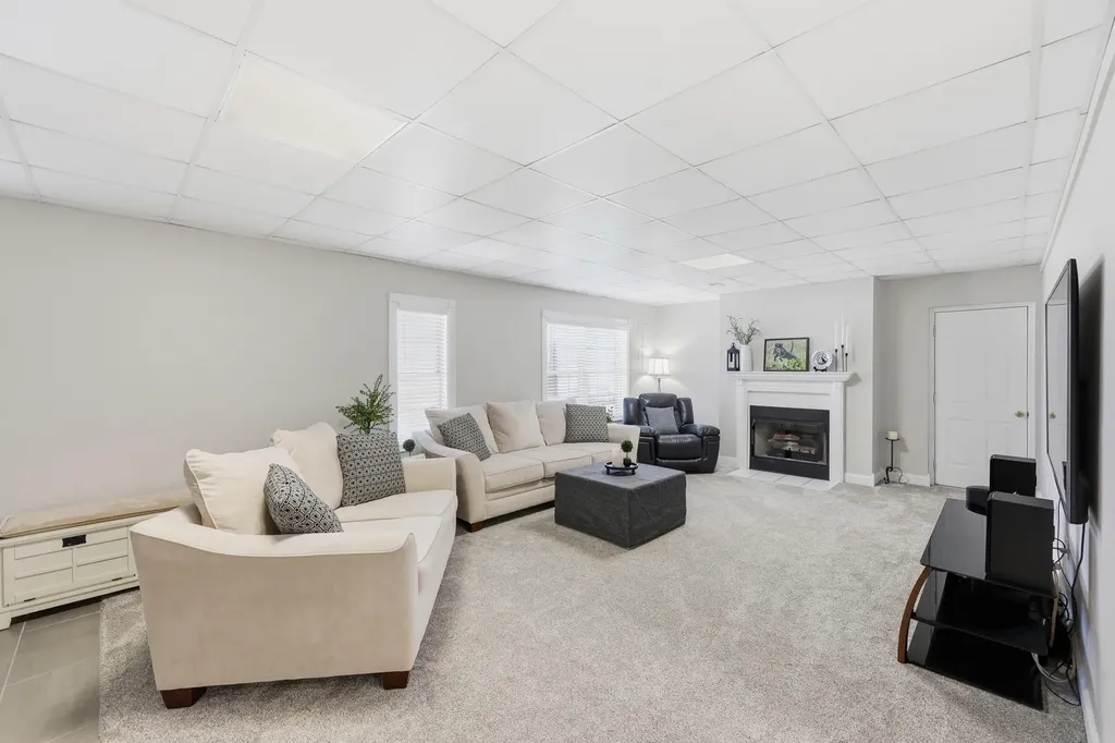 2003 Indigo Drive Richmond KY 40475