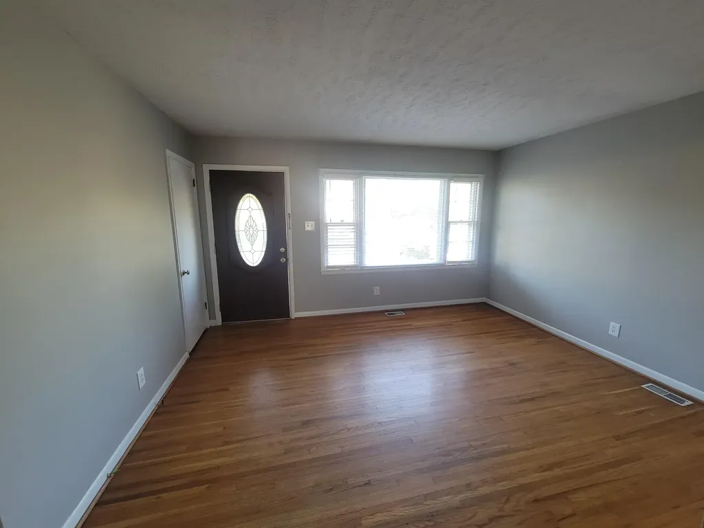 872 Tearose Drive Lexington KY 40504