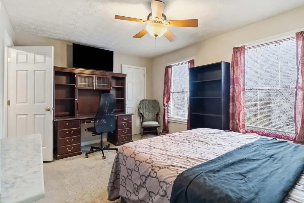 226 Hallie Irvine Street Richmond KY 40475