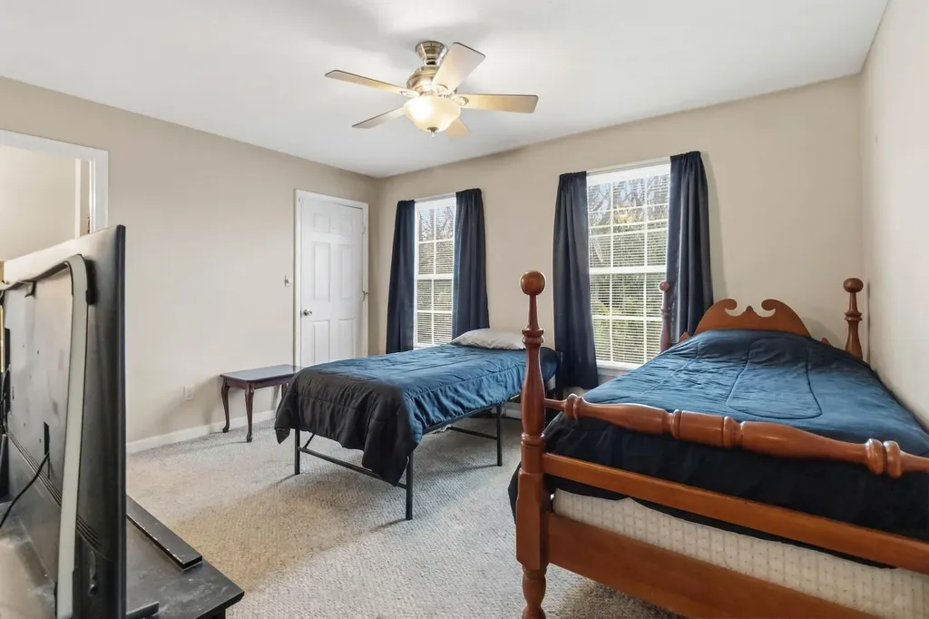 226 Hallie Irvine Street Richmond KY 40475