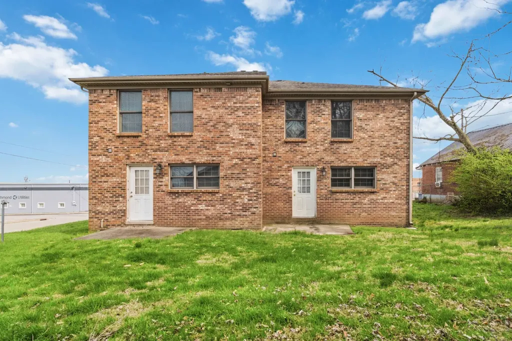 226 Hallie Irvine Street Richmond KY 40475