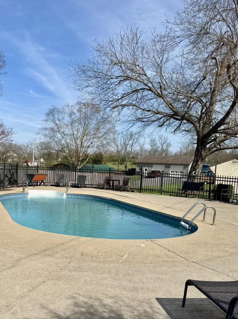 1538 Groggins Ferry Road Nicholasville KY 40356