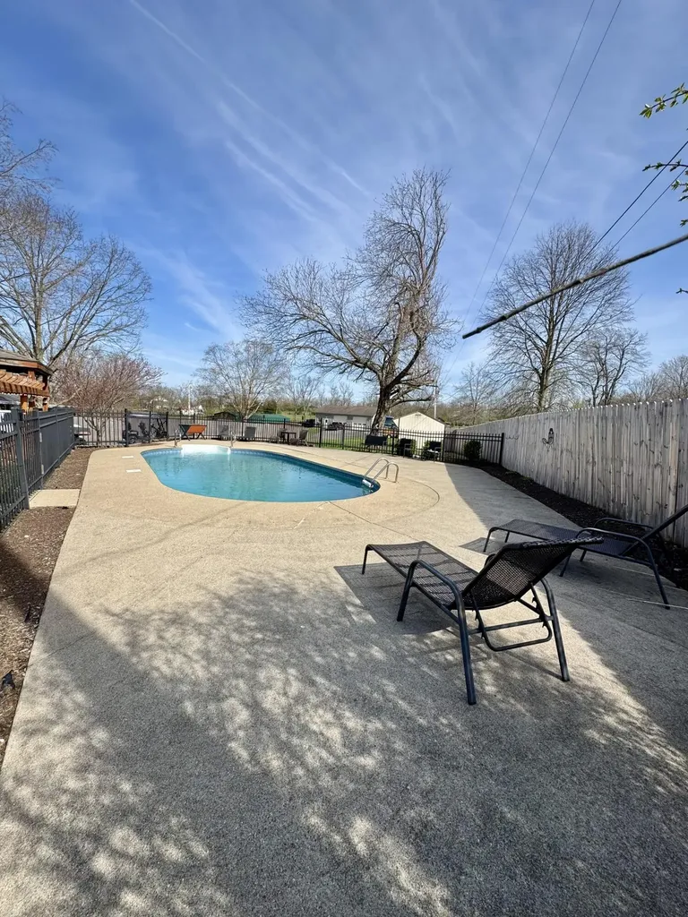 1538 Groggins Ferry Road Nicholasville KY 40356