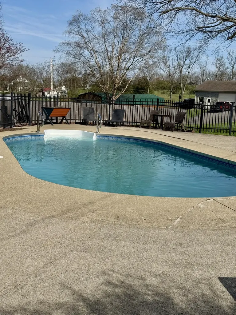 1538 Groggins Ferry Road Nicholasville KY 40356