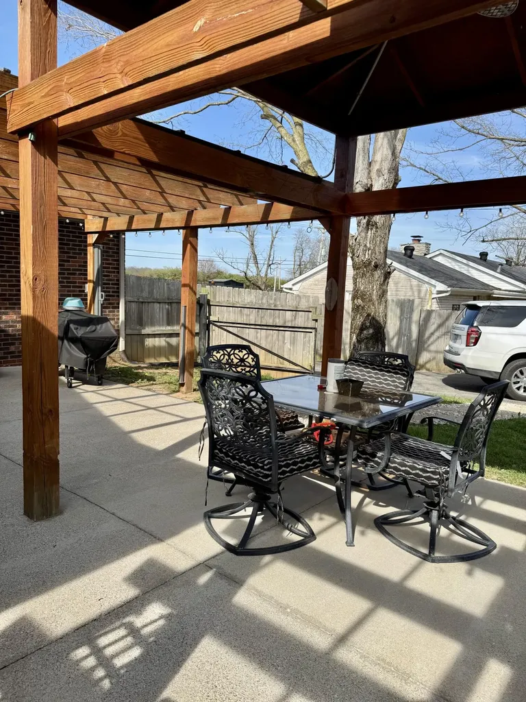 1538 Groggins Ferry Road Nicholasville KY 40356