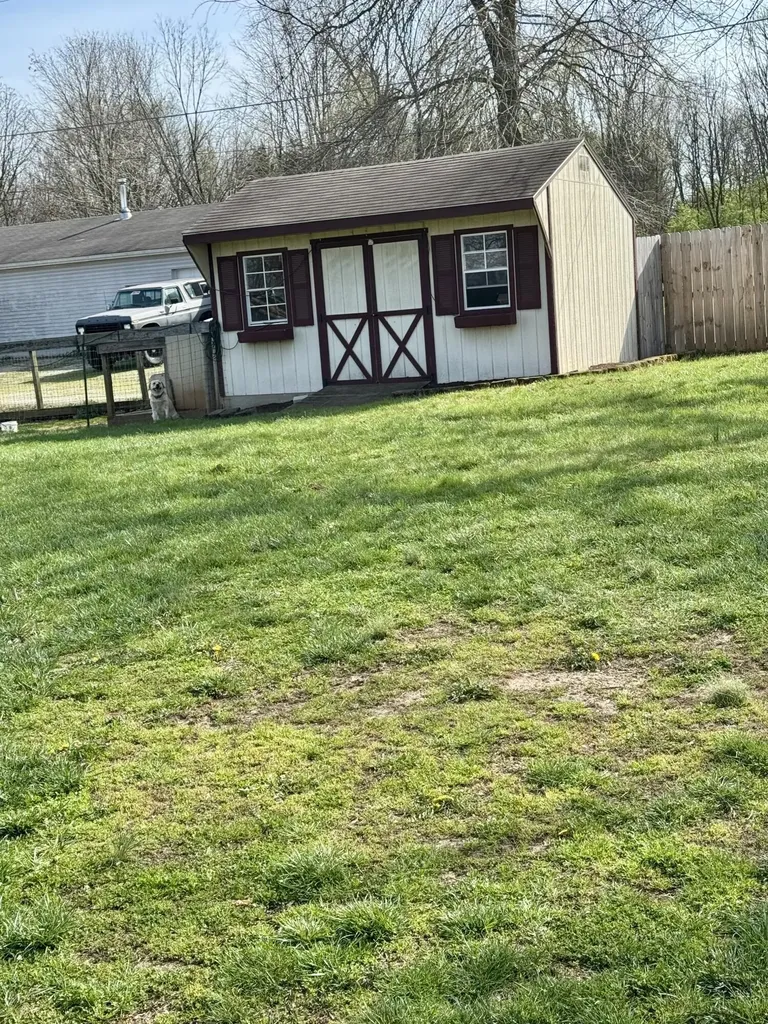 1538 Groggins Ferry Road Nicholasville KY 40356