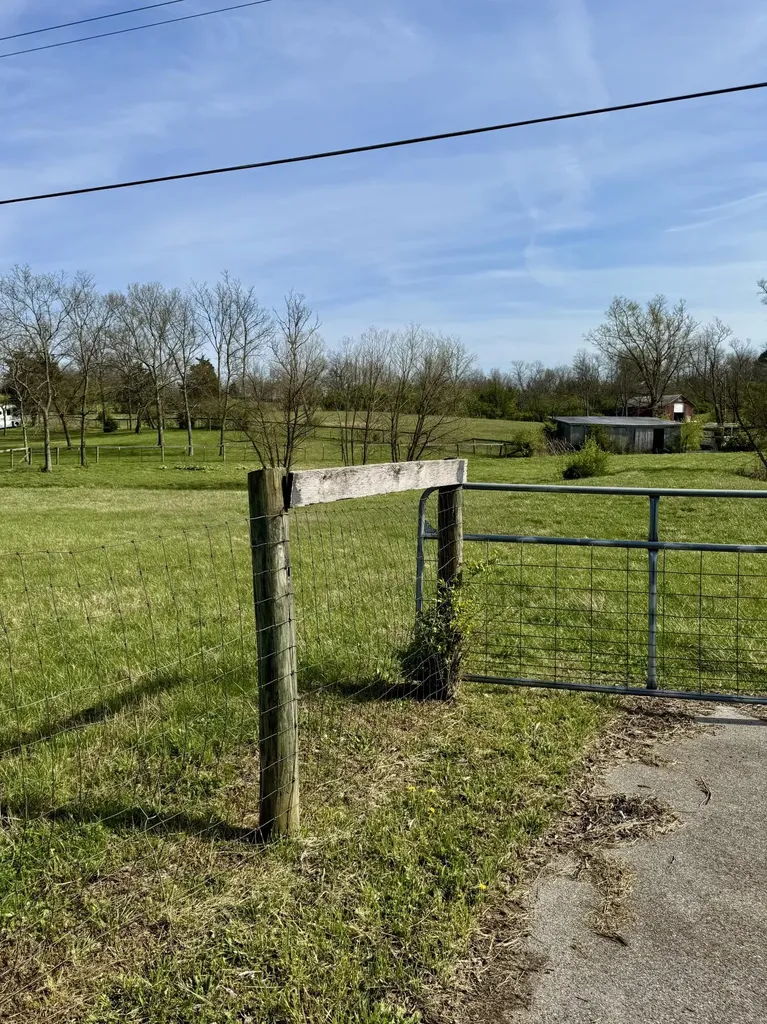 1538 Groggins Ferry Road Nicholasville KY 40356