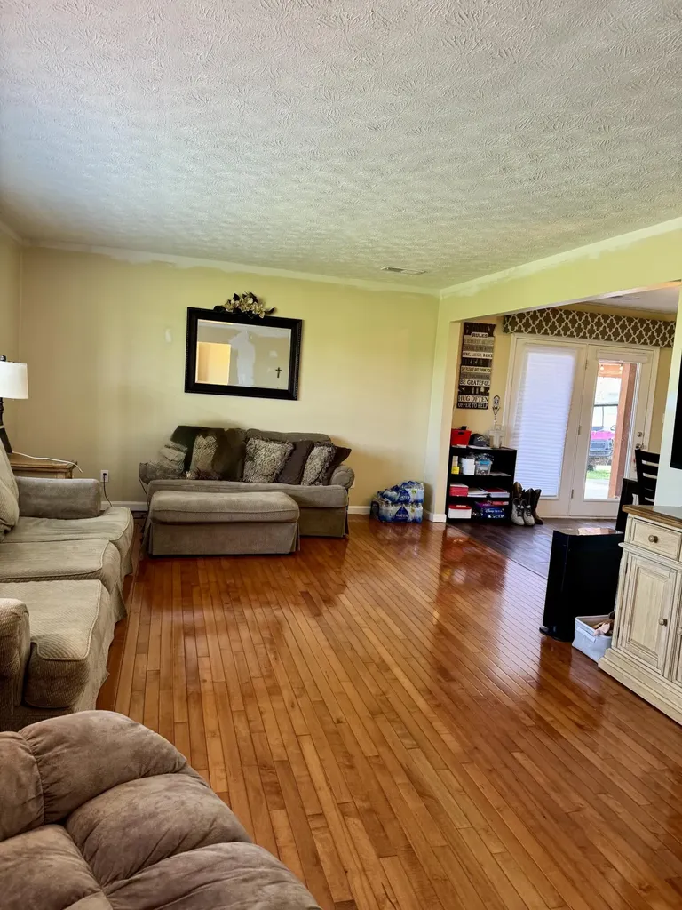1538 Groggins Ferry Road Nicholasville KY 40356