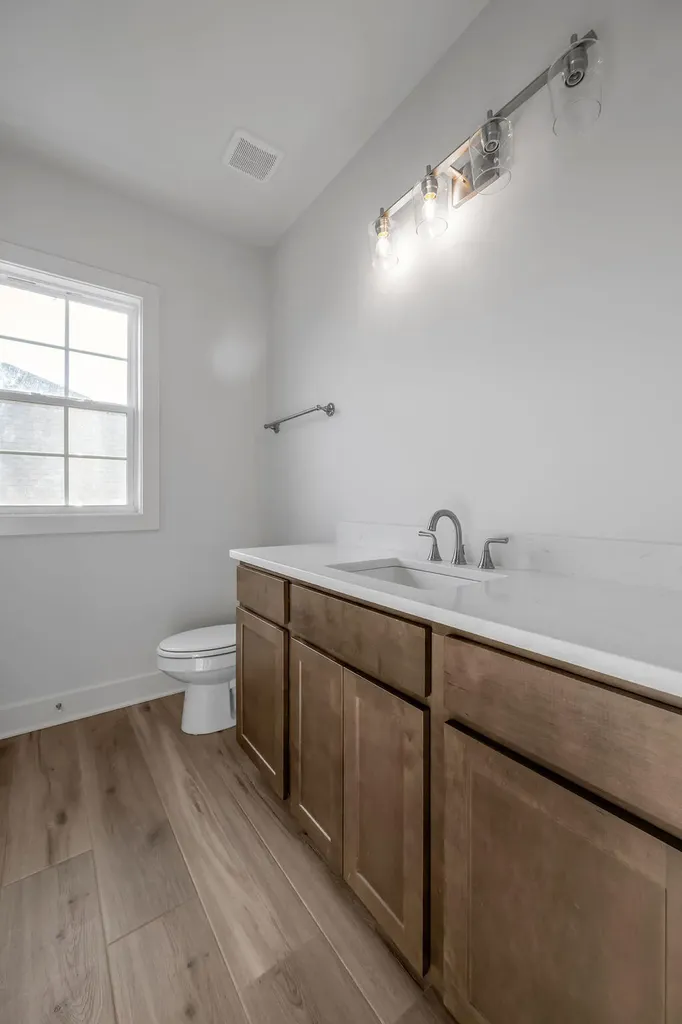 753 Shady Cove Lexington KY 40515