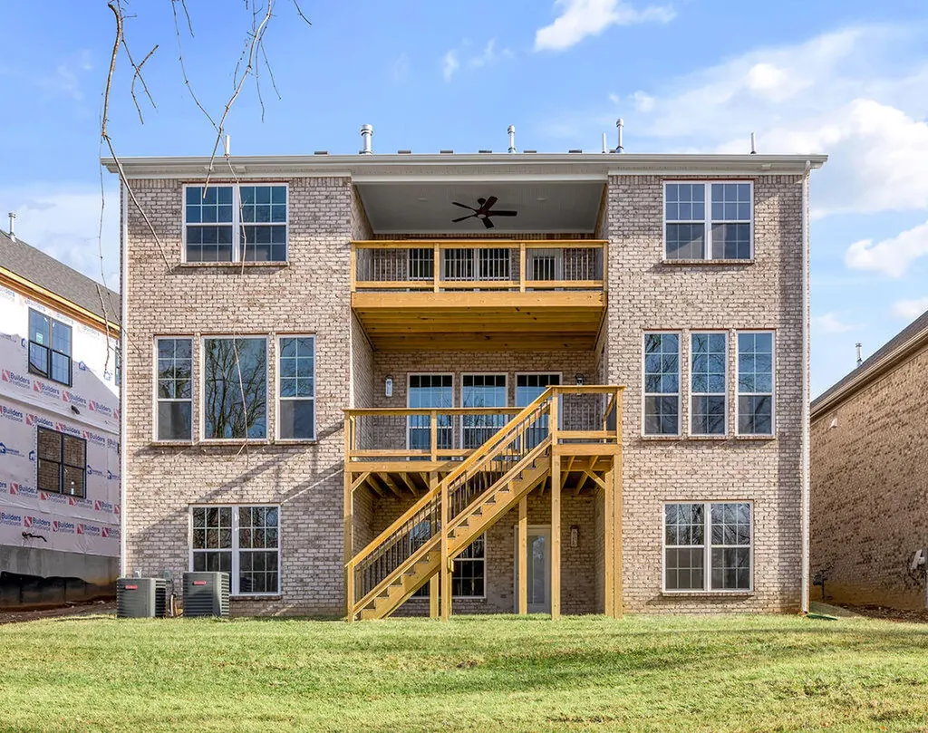 753 Shady Cove Lexington KY 40515
