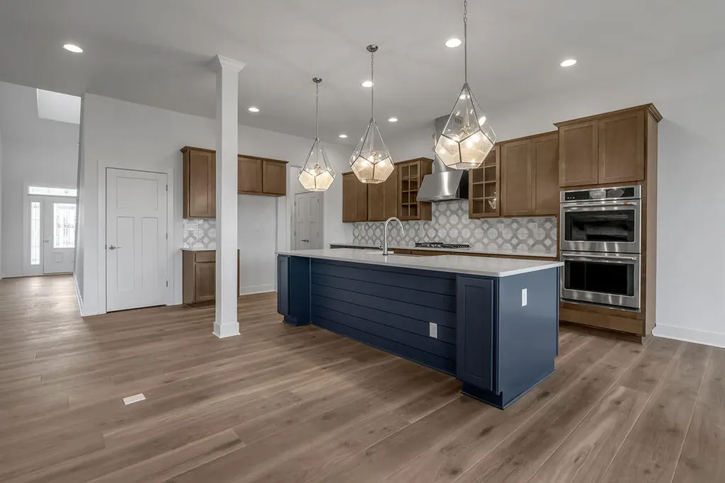 753 Shady Cove Lexington KY 40515