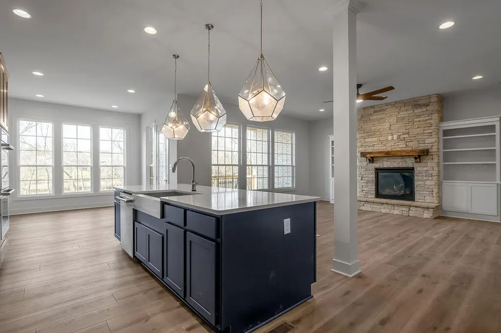 753 Shady Cove Lexington KY 40515