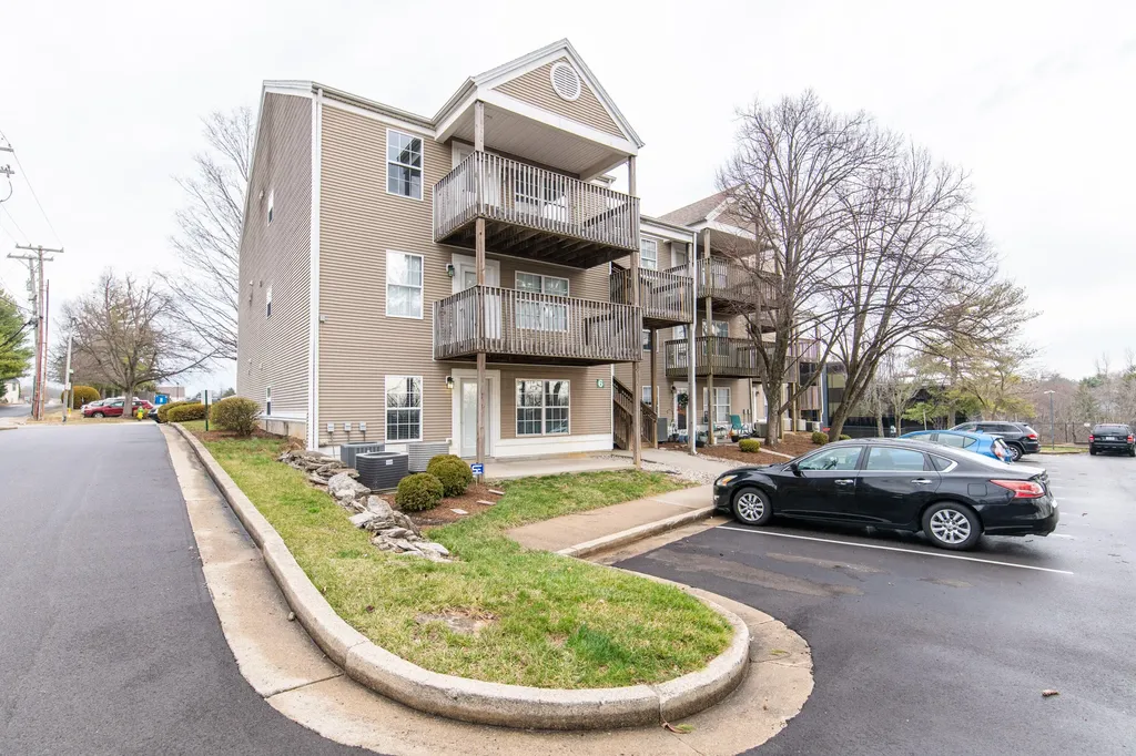 858 Malabu Drive Lexington KY 40502