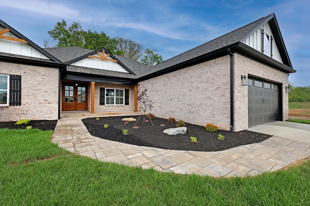 213 Wiley Way Nicholasville KY 40356