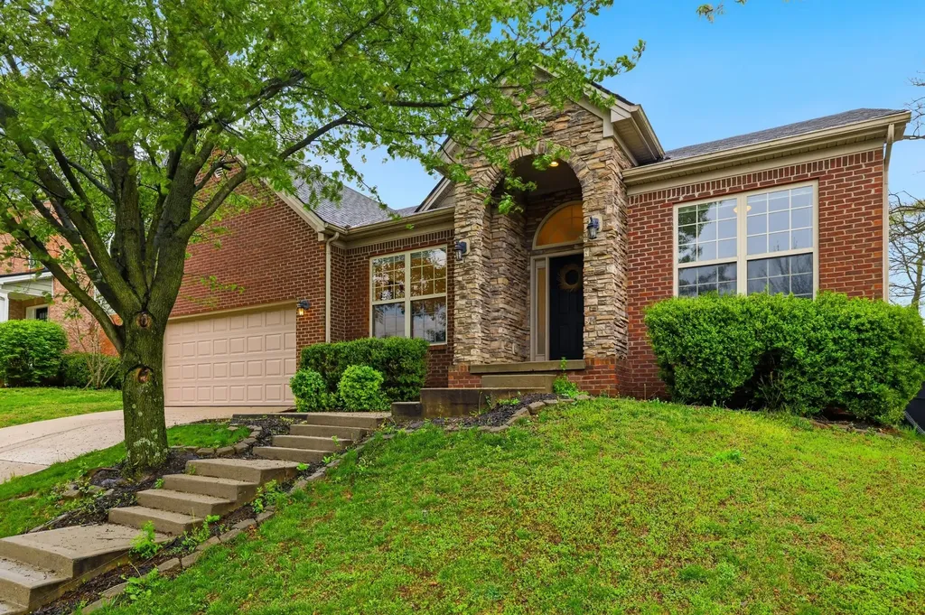 2405 Fieldrush Road Lexington KY 40511
