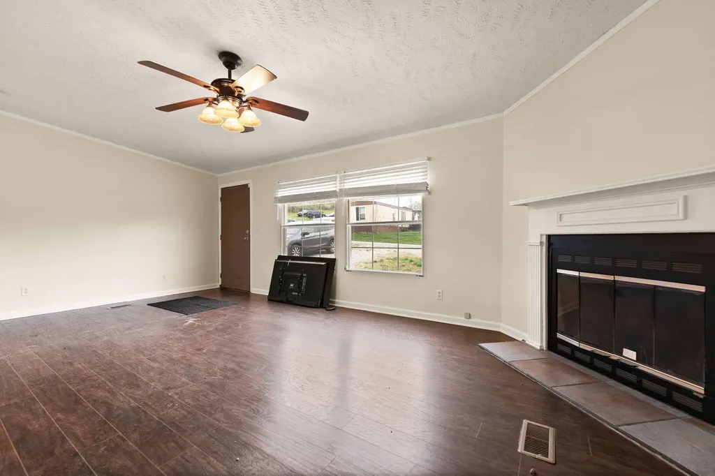 179 Clifton Lane Mckee KY 40447