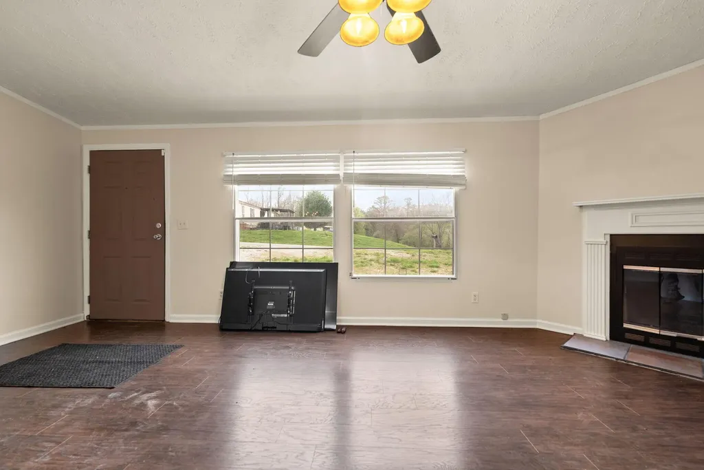 179 Clifton Lane Mckee KY 40447