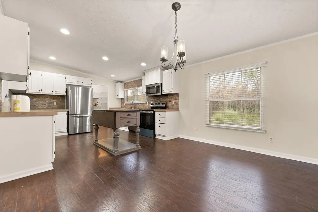 179 Clifton Lane Mckee KY 40447