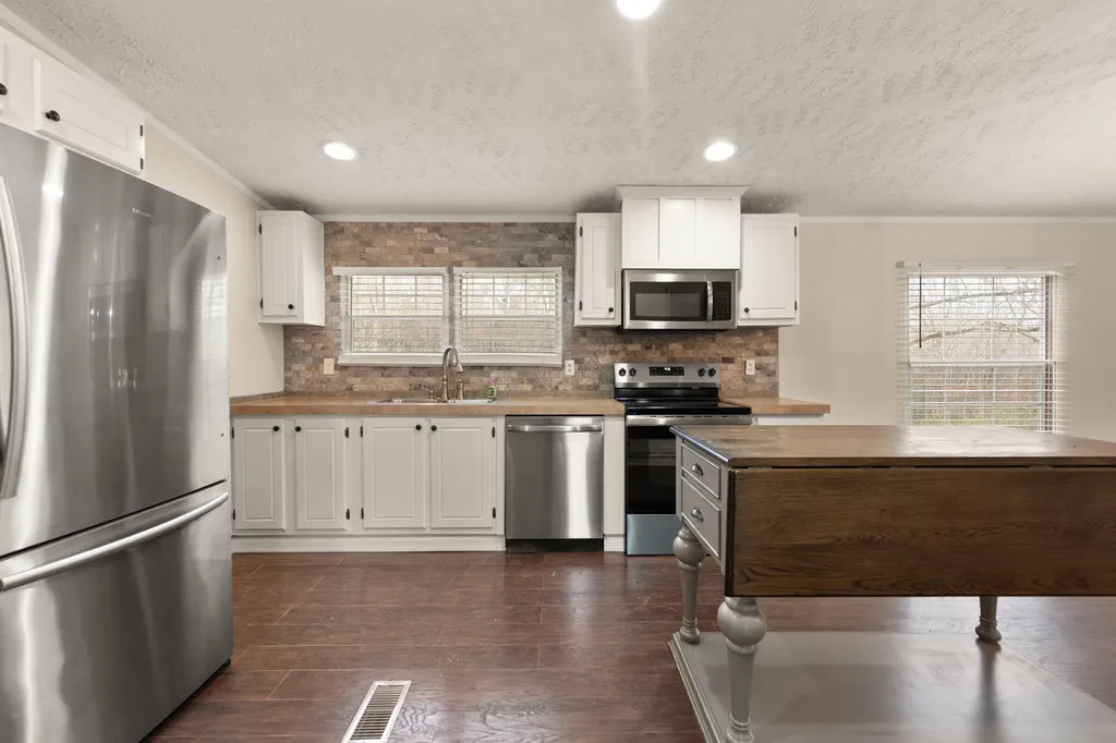 179 Clifton Lane Mckee KY 40447