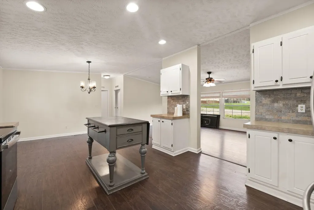 179 Clifton Lane Mckee KY 40447