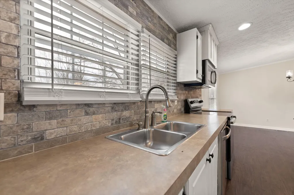 179 Clifton Lane Mckee KY 40447