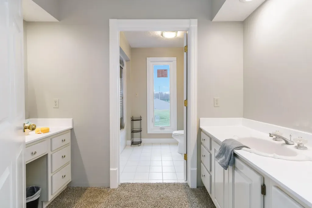 2056 W Laurel Road London KY 40741