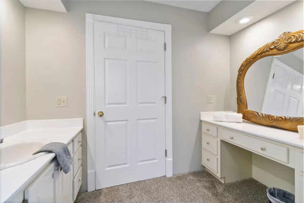 2056 W Laurel Road London KY 40741