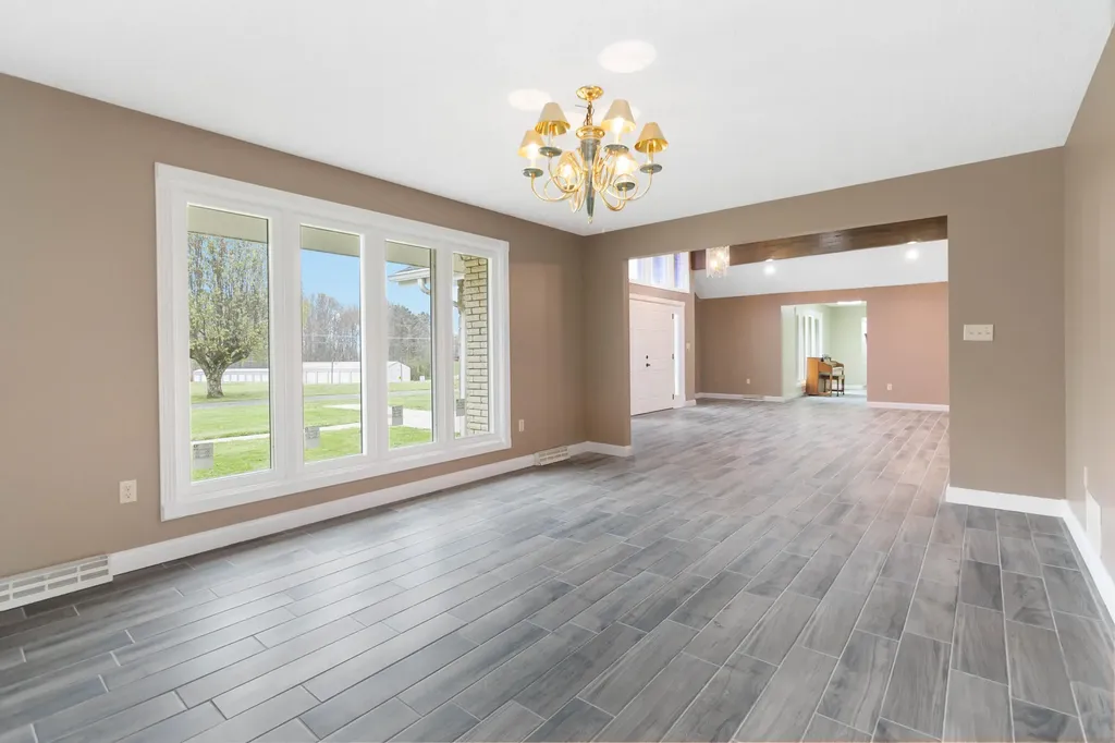 2056 W Laurel Road London KY 40741