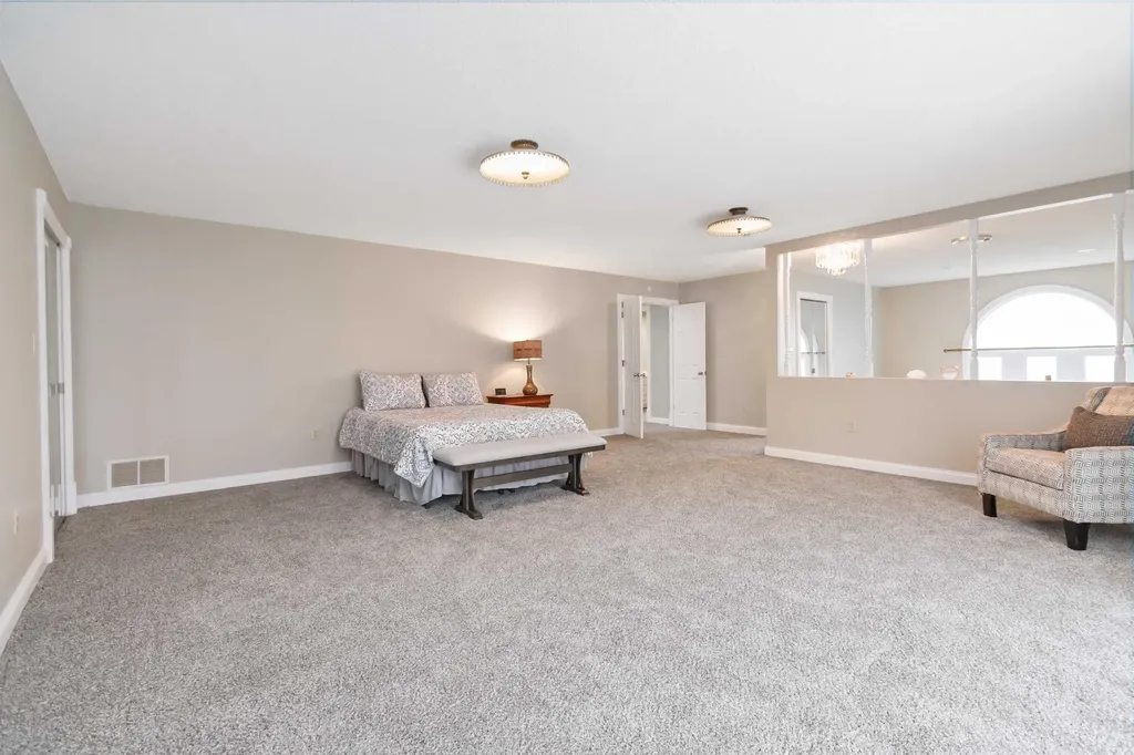 2056 W Laurel Road London KY 40741