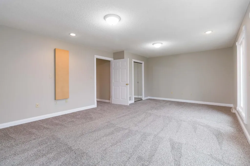 2056 W Laurel Road London KY 40741