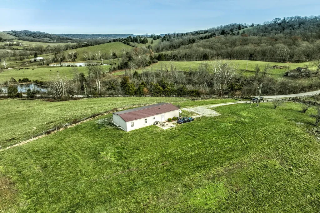 385 Mosby Creek Road Sparta KY 41086
