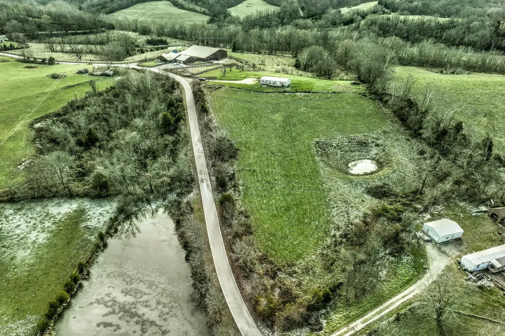 385 Mosby Creek Road Sparta KY 41086