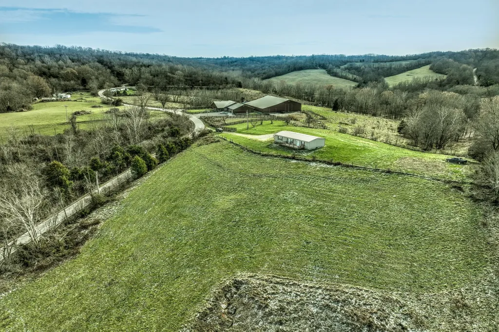 385 Mosby Creek Road Sparta KY 41086